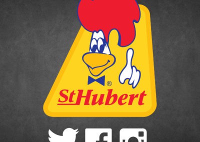 Logo St-Hubert sur fond de tableau ardoise avec icones Twitter Facebook et Instagram